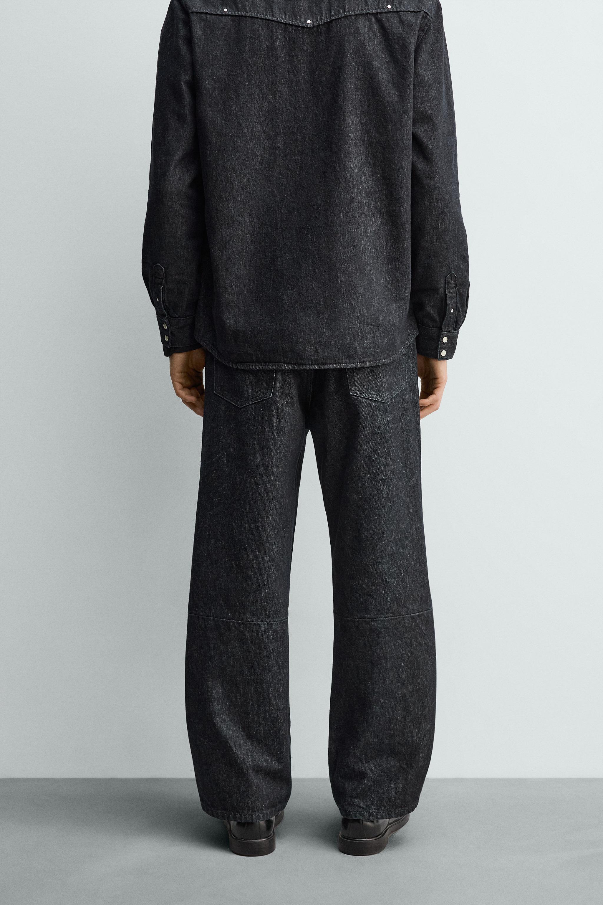 STUDDED STRAIGHT FIT JEANS